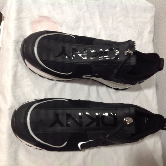 NEW DKNY Mobi zip top sneakers 9.5 - Picture 4 of 7